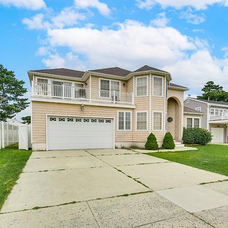 Spacious Brigantine Home About 1 Block To Beach! エクステリア 写真